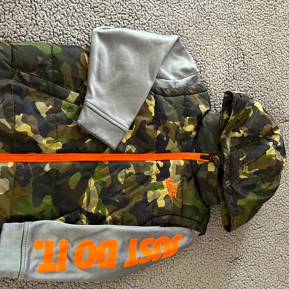 Boy’s Nike jacket